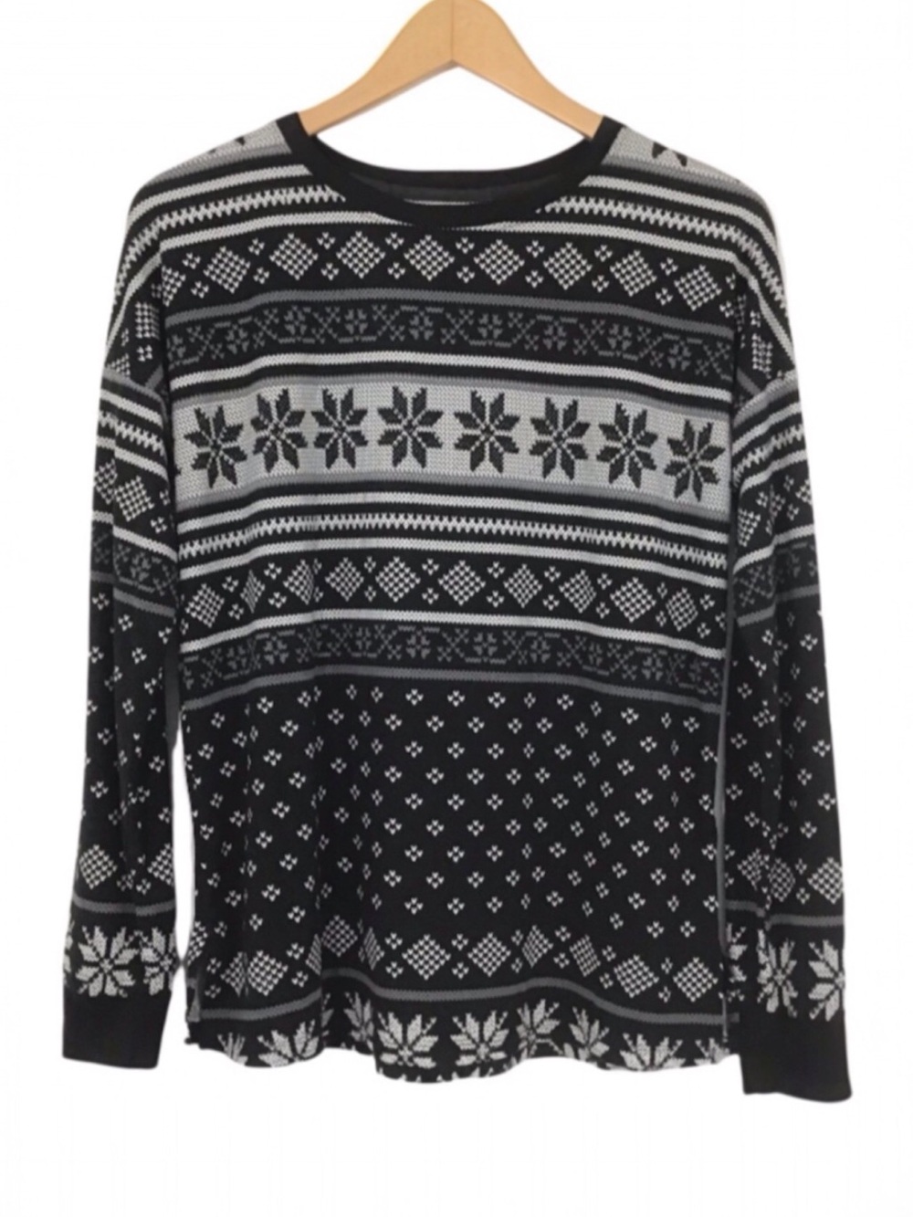 Simply Vera Vera Wang Long Sleeve T-Shirt Size S Black & Gray Fair Isle Print
